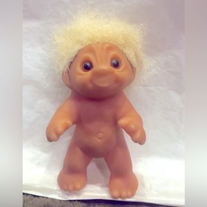 Rare, original 1980s Troll Doll!